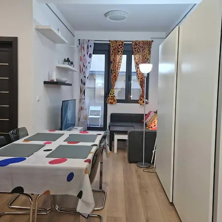 Twinart 2 Adjacent Recent Hosting Up To 8 Guests For Work And Living